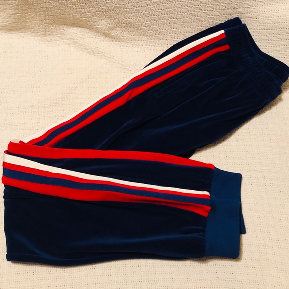 ❌SOLD❌🔥NEW🔥GUCCI SALE 🔥GUCCI WEB TRACK PANTS - Picture 5 of 8